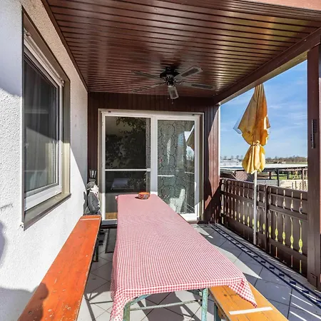 Ferienwohnung Selzer Lägenhet Günzburg